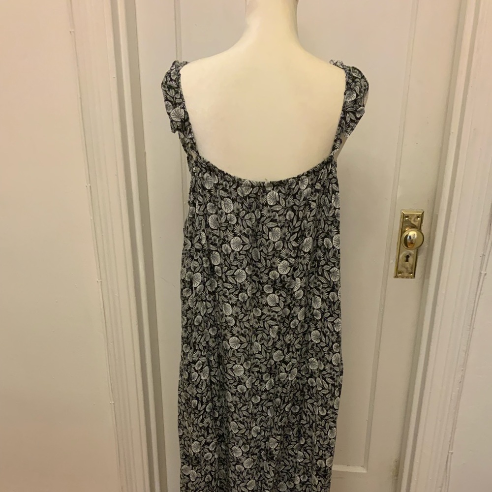 LOFT Midi Dress Sleeveless Floral Print V-neck NWT. - Picture 3 of 3